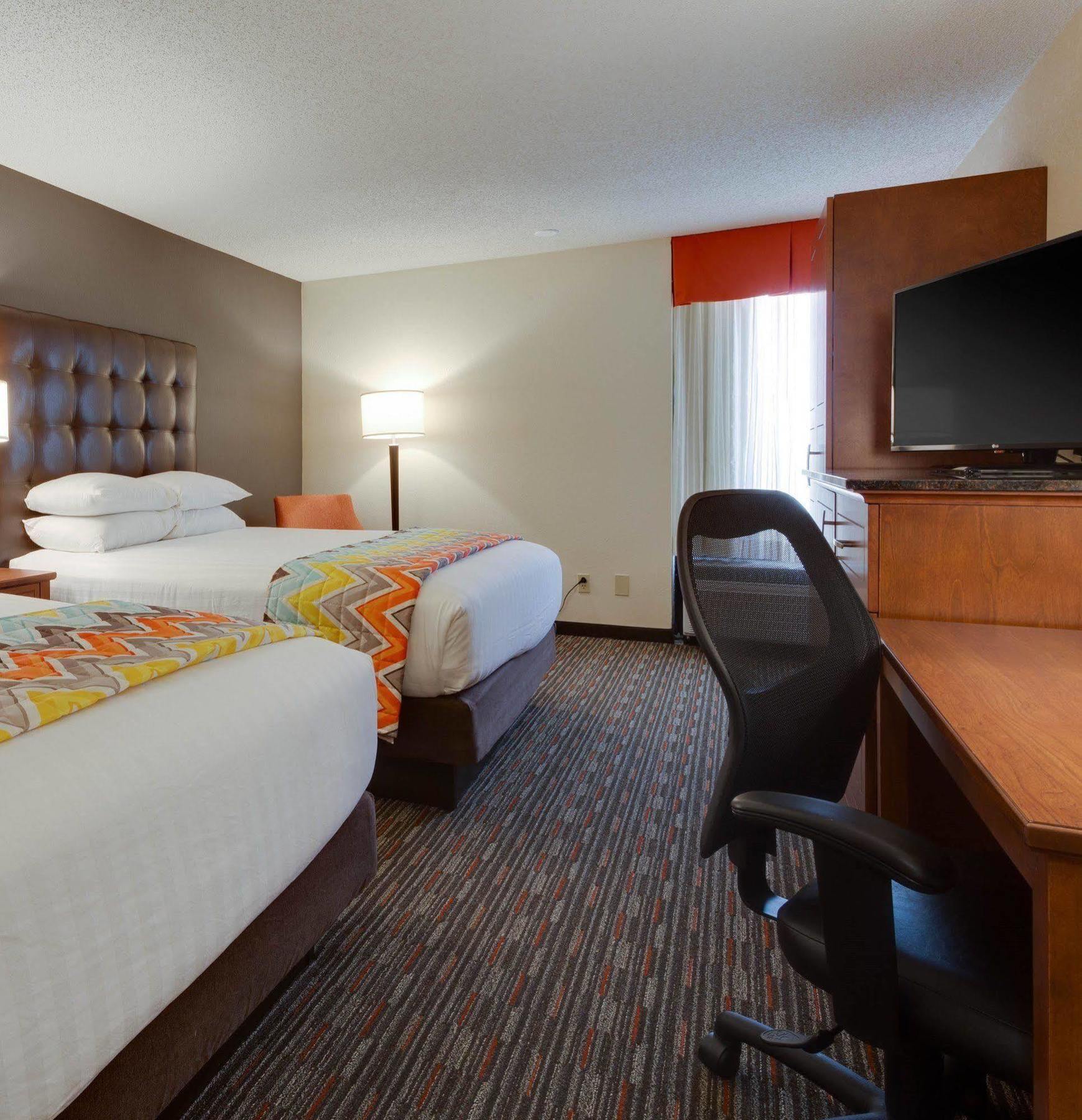 Drury Inn & Suites Columbia Stadium Boulevard Kültér fotó